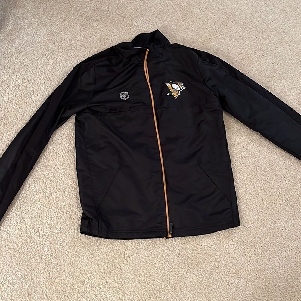 PITTSBURGH PENGUINS SIZE LARGE 14/16 COAT